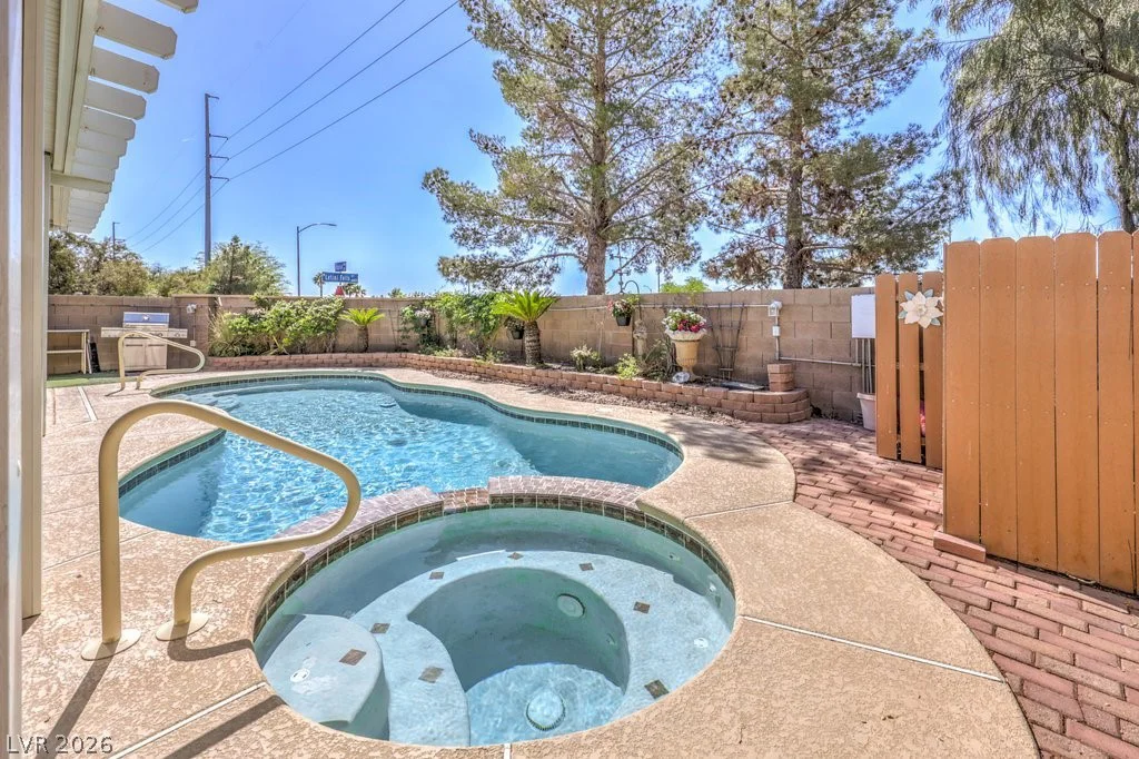 3165 MCLENNAN, North Las Vegas, NV 89081