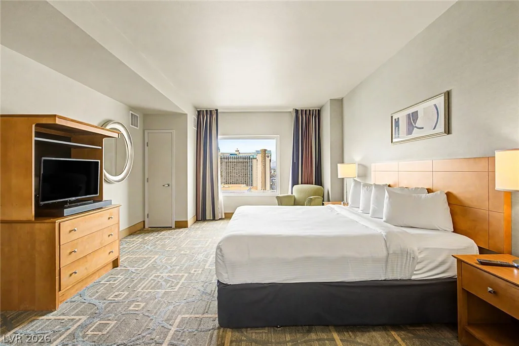 211 Flamingo, Las Vegas, NV 89169