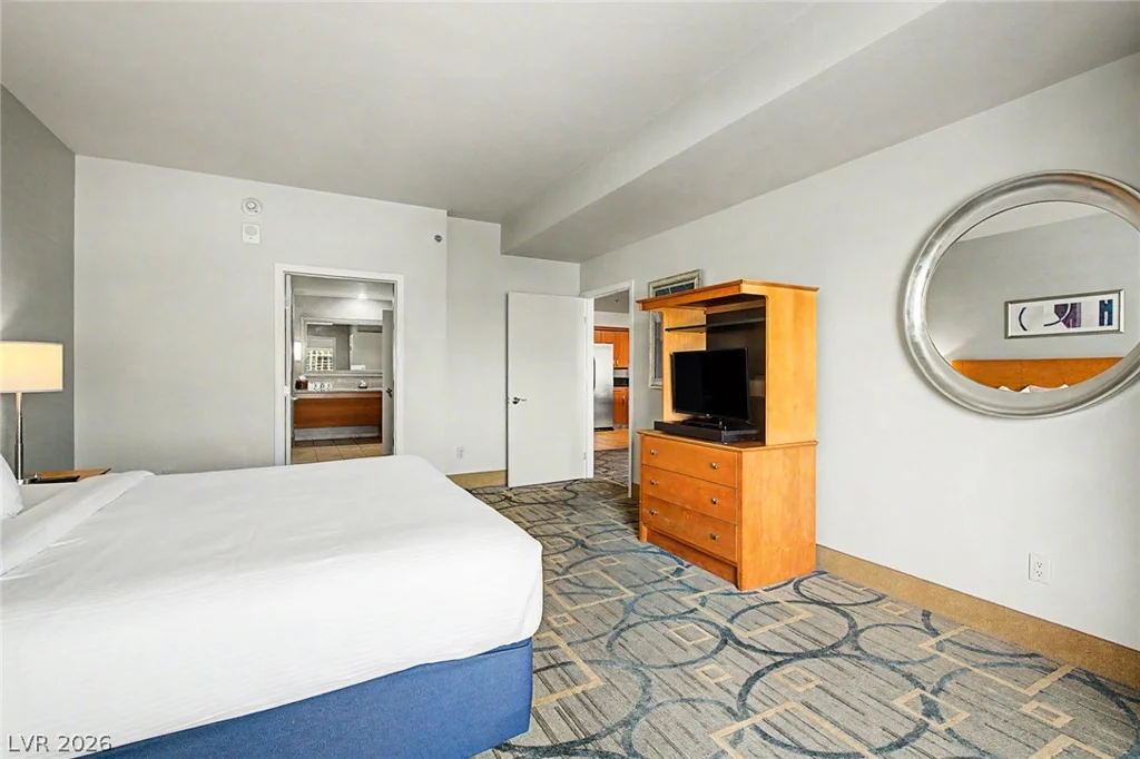 211 Flamingo, Las Vegas, NV 89169