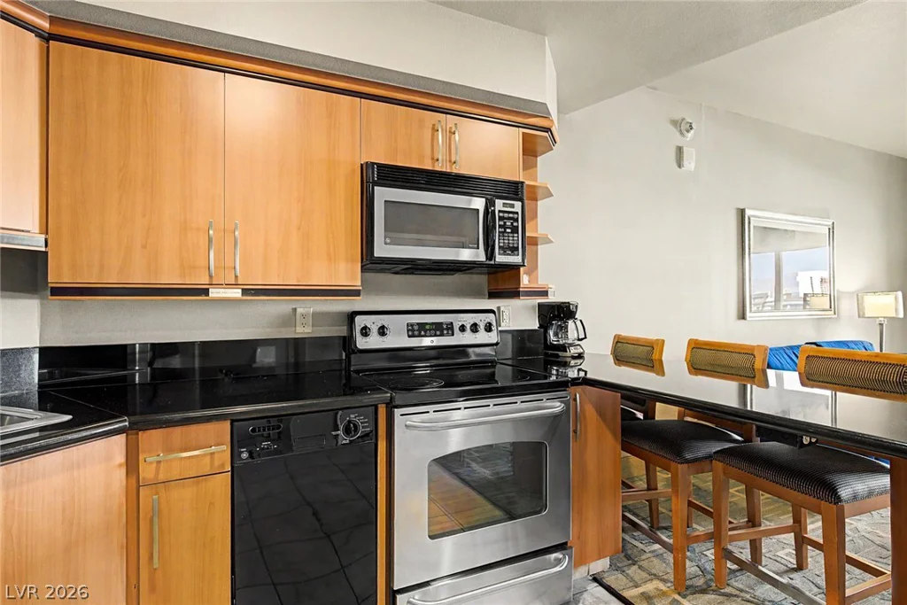 211 Flamingo, Las Vegas, NV 89169