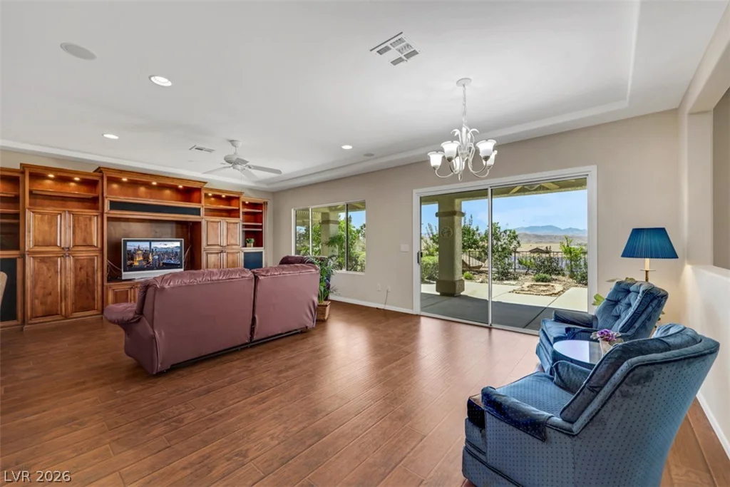 2093 Mountain City, Henderson, NV 89052