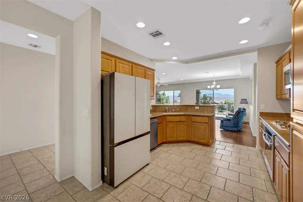 2093 Mountain City, Henderson, NV 89052