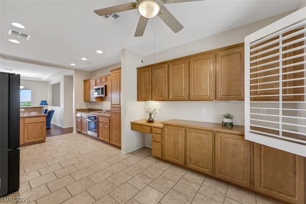 2093 Mountain City, Henderson, NV 89052