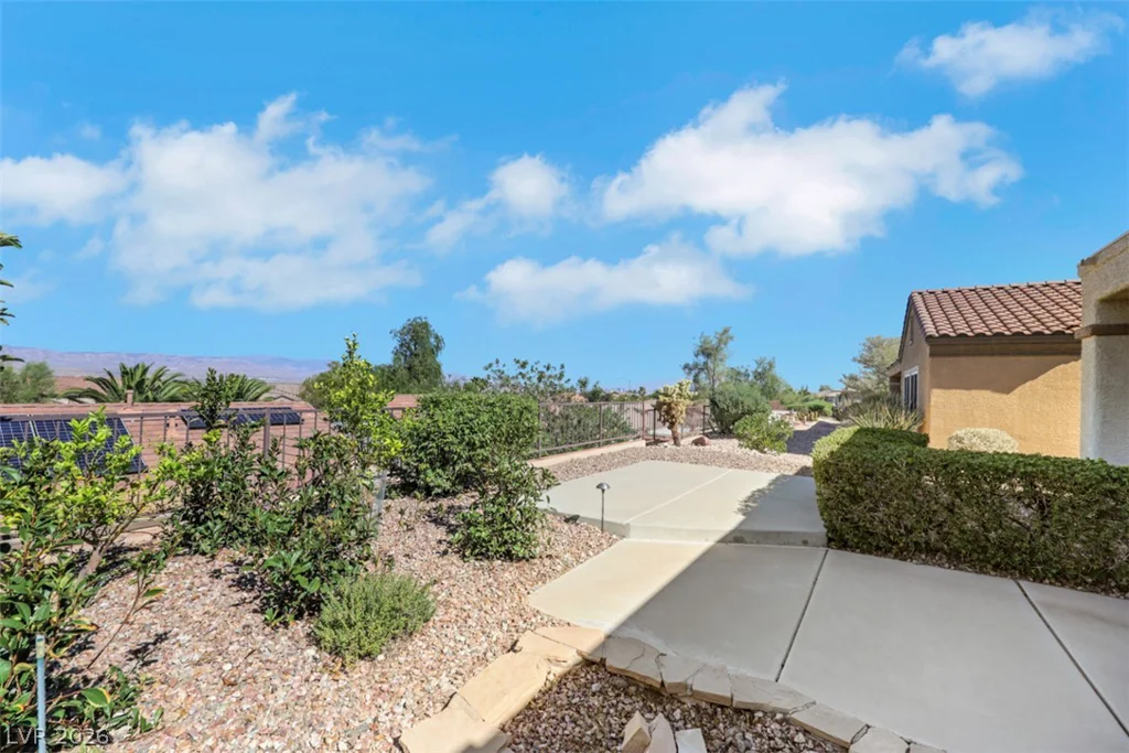 2093 Mountain City, Henderson, NV 89052