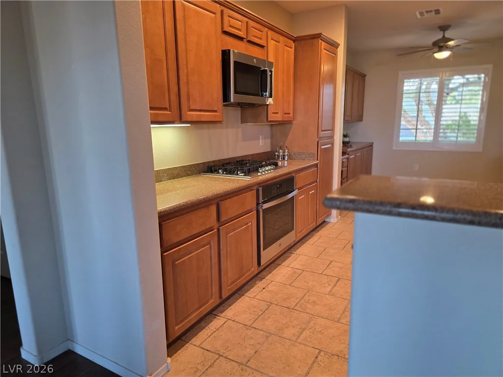 2093 Mountain City, Henderson, NV 89052