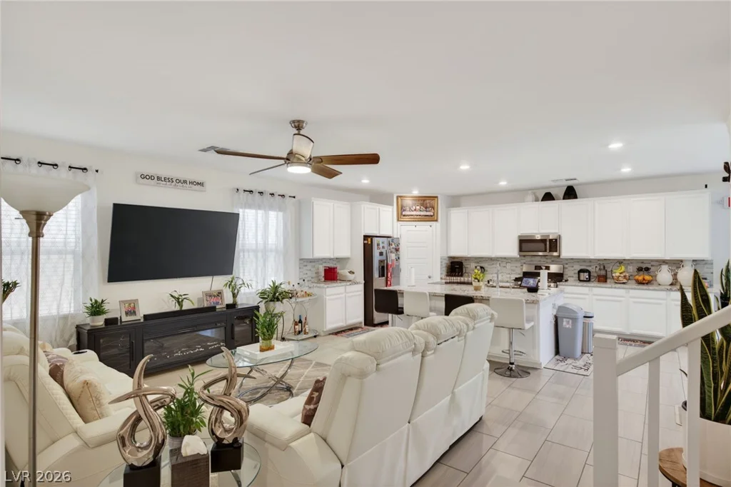 3988 Le Baron, Las Vegas, NV 89141