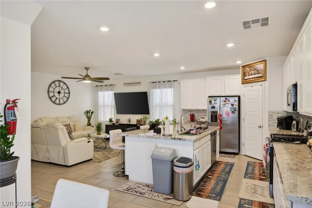 3988 Le Baron, Las Vegas, NV 89141