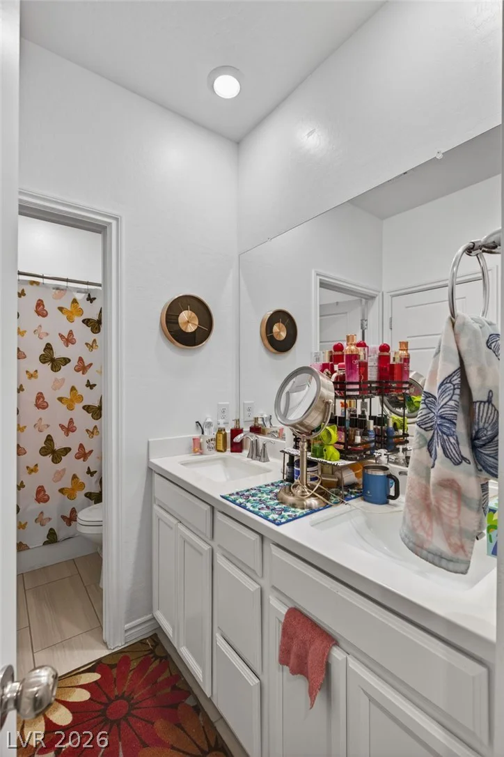 3988 Le Baron, Las Vegas, NV 89141