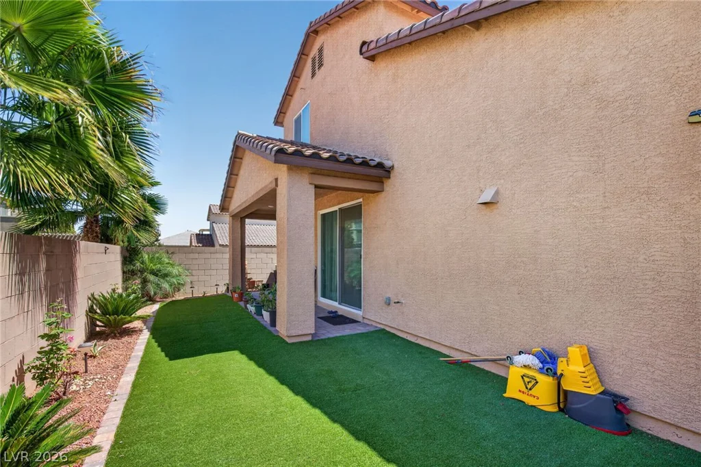 3988 Le Baron, Las Vegas, NV 89141