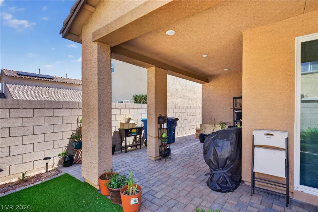 3988 Le Baron, Las Vegas, NV 89141