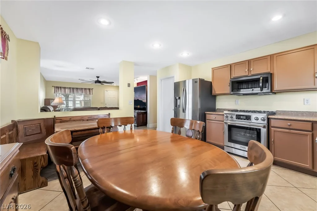 733 Rising Brook, Henderson, NV 89011