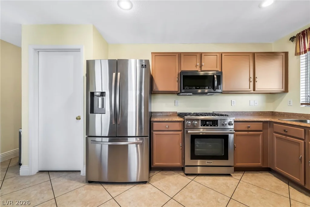 733 Rising Brook, Henderson, NV 89011