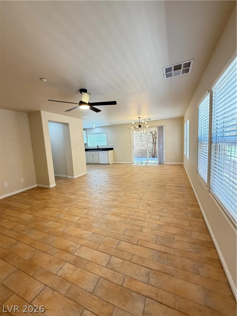 133 Desert Pond, Henderson, NV 89002