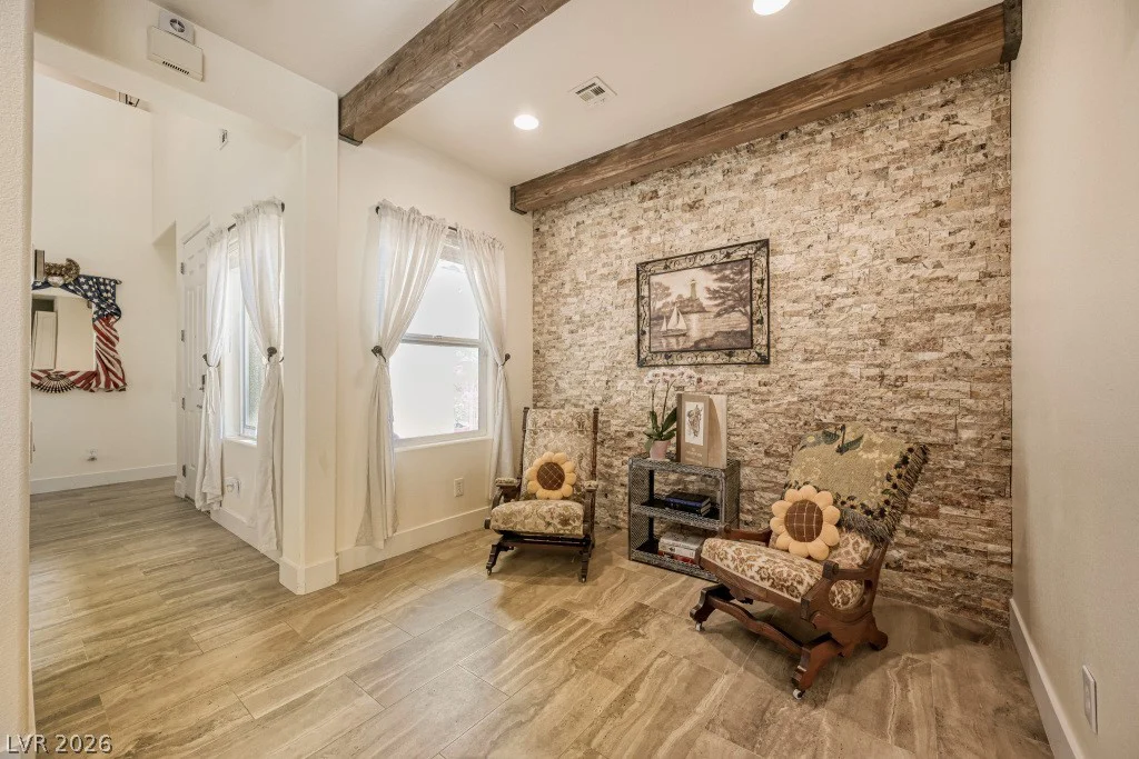6525 Button Quail, North Las Vegas, NV 89084