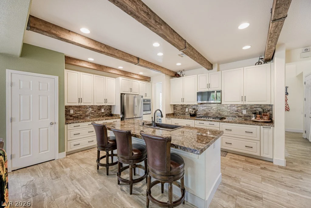 6525 Button Quail, North Las Vegas, NV 89084