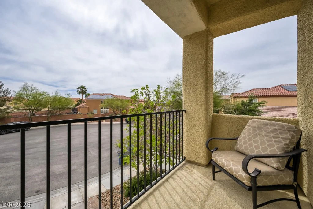 6525 Button Quail, North Las Vegas, NV 89084