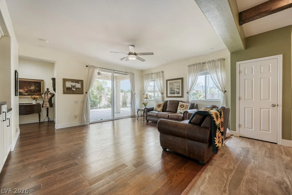 6525 Button Quail, North Las Vegas, NV 89084