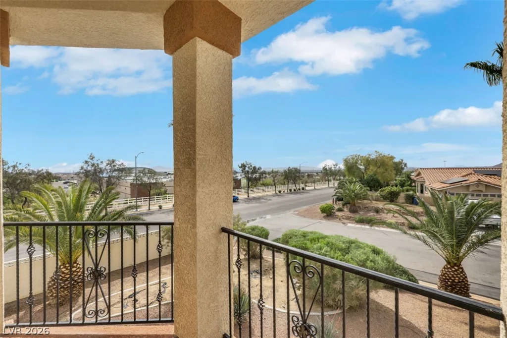 6695 Grand Canyon, Las Vegas, NV 89149
