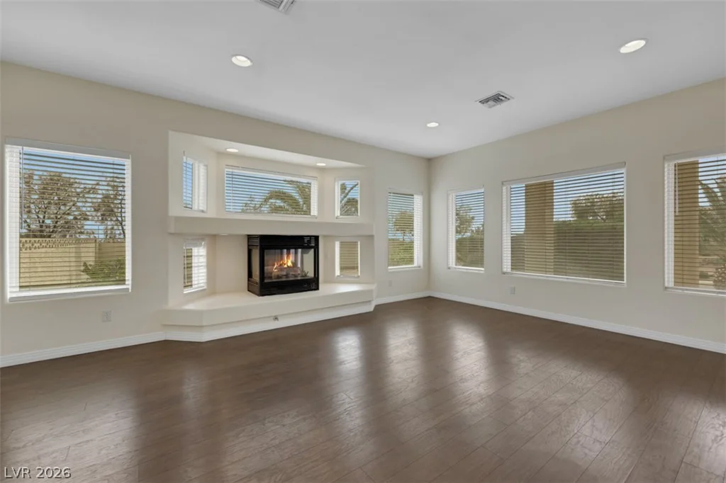 6695 Grand Canyon, Las Vegas, NV 89149