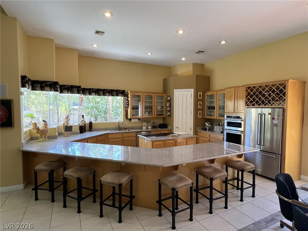 4554 Blue Mesa, Las Vegas, NV 89129