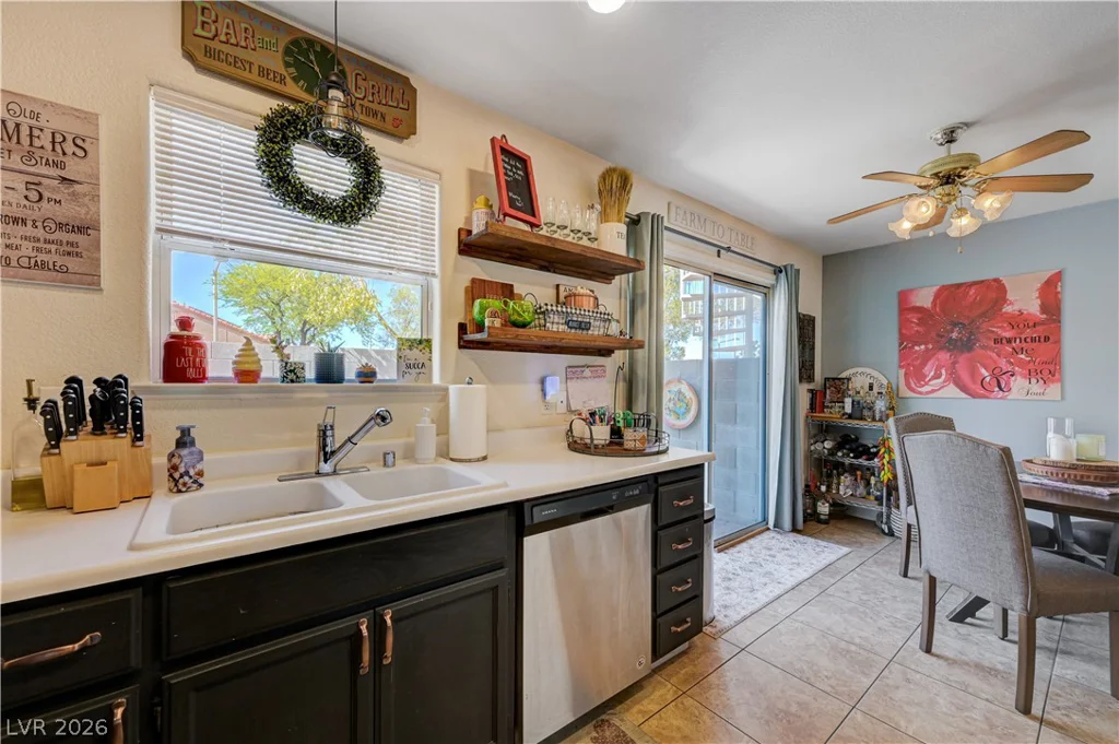 8056 Astrology, Las Vegas, NV 89128