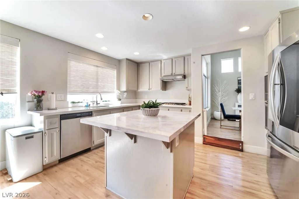 1021 Moorpoint, North Las Vegas, NV 89031