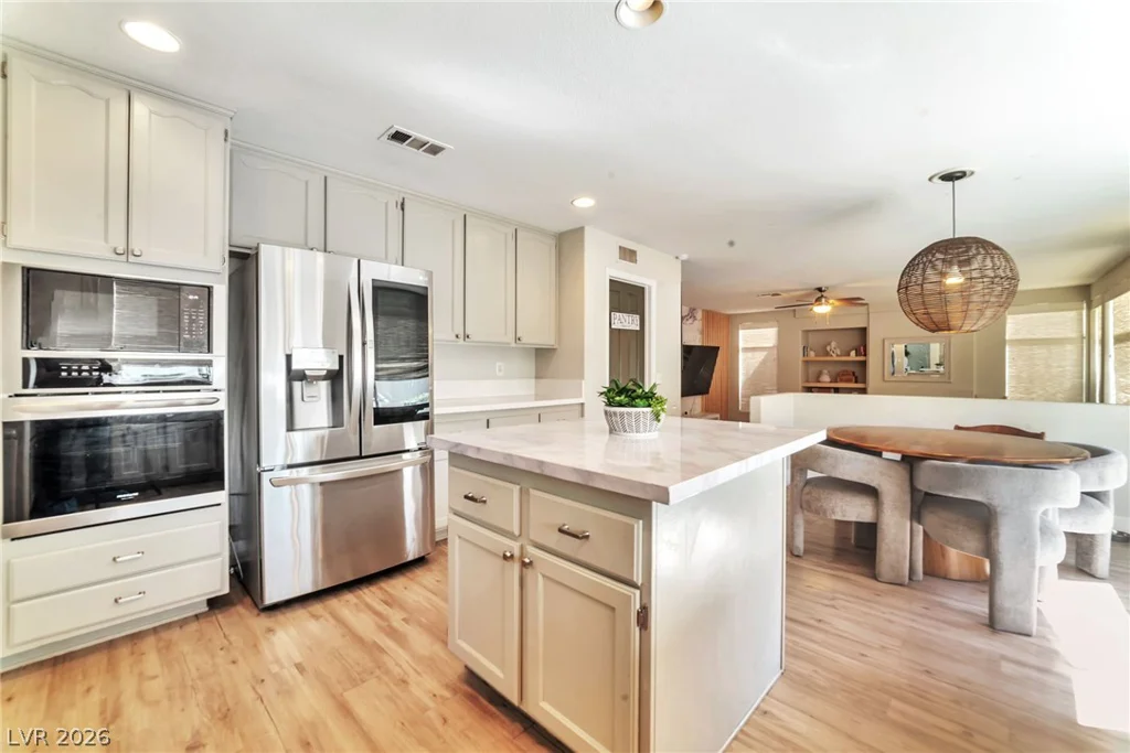 1021 Moorpoint, North Las Vegas, NV 89031
