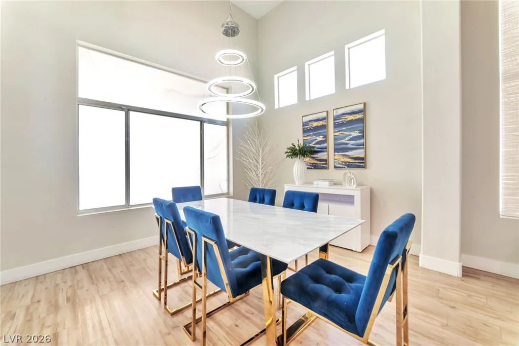 1021 Moorpoint, North Las Vegas, NV 89031
