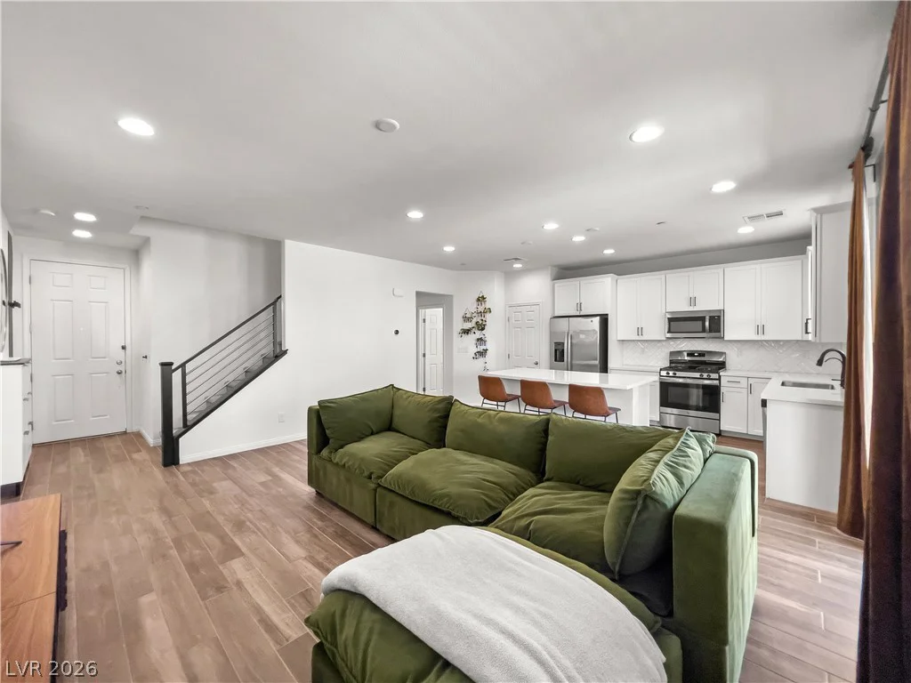 118 Destiny Orchard, Henderson, NV 89011