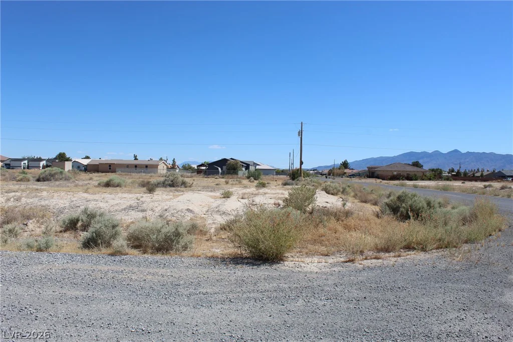 401 Gina, Pahrump, NV 89048