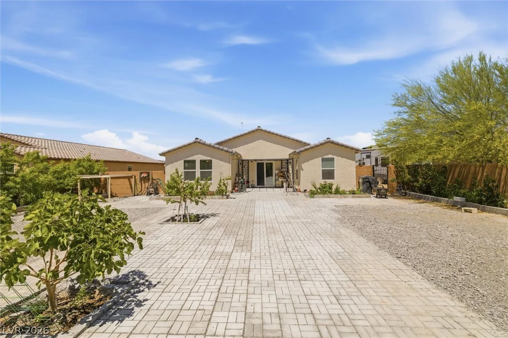 3813 Gunnison, Pahrump, NV 89061