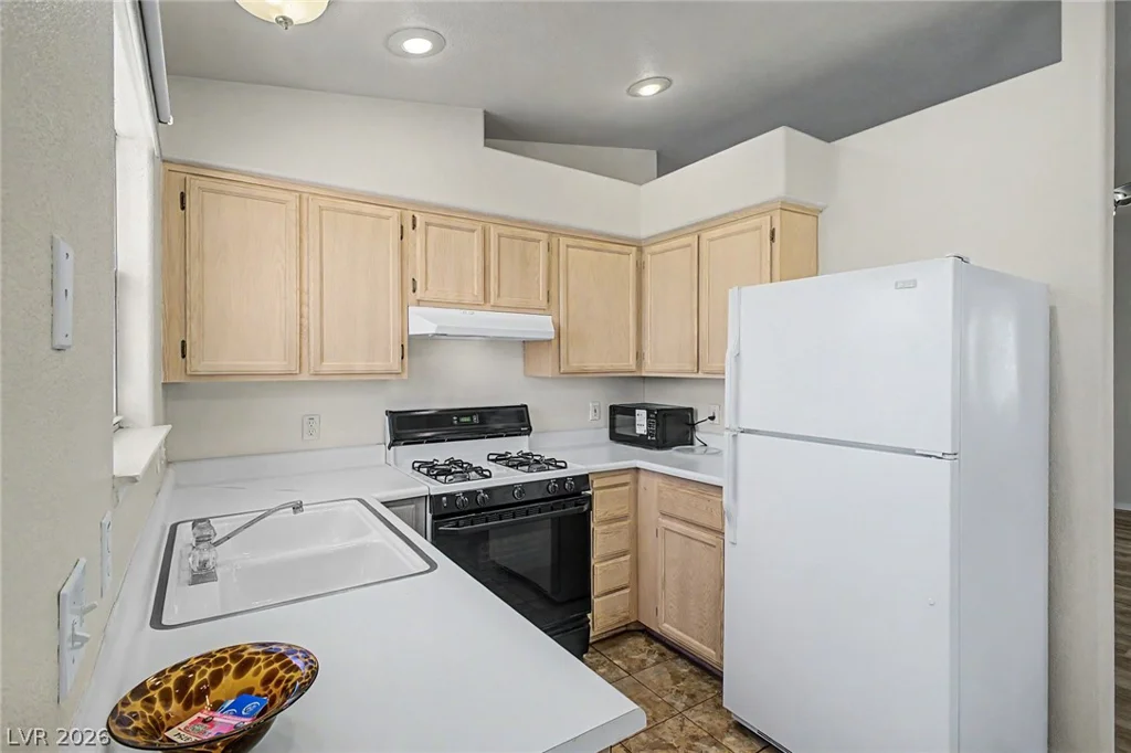 7572 Durham Hall, Las Vegas, NV 89130