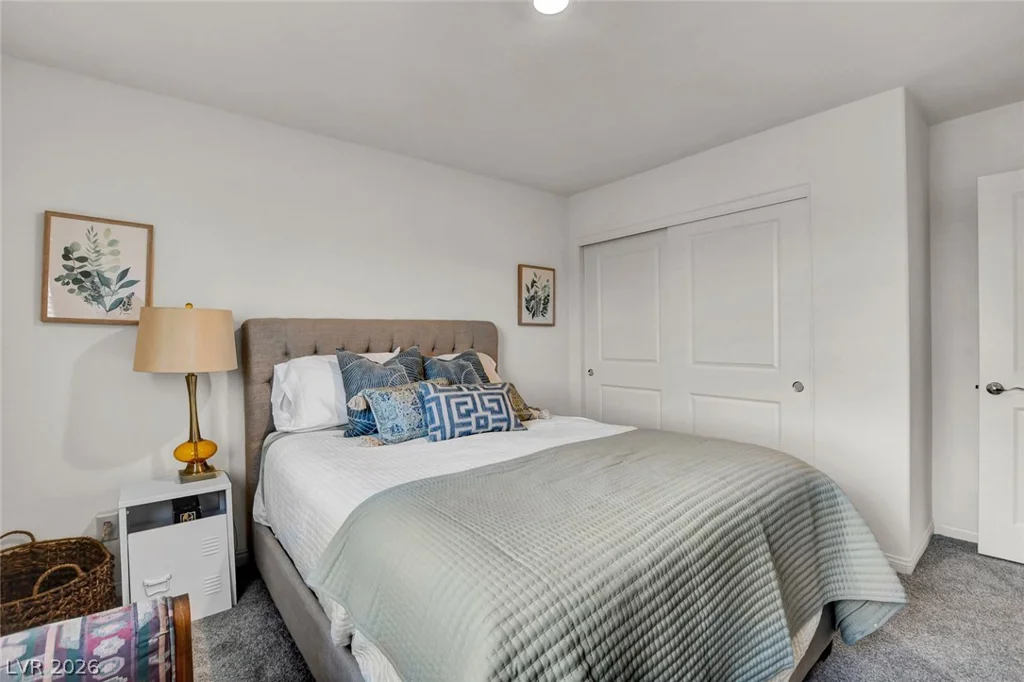 10927 Cambridge Lakes, Las Vegas, NV 89166