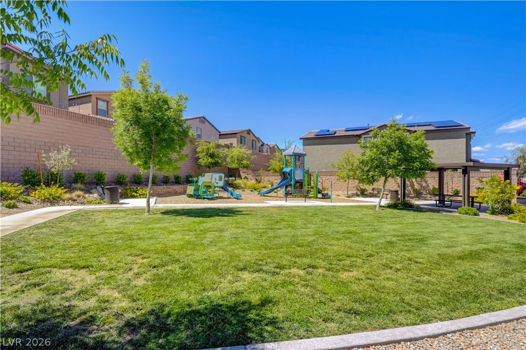 10927 Cambridge Lakes, Las Vegas, NV 89166