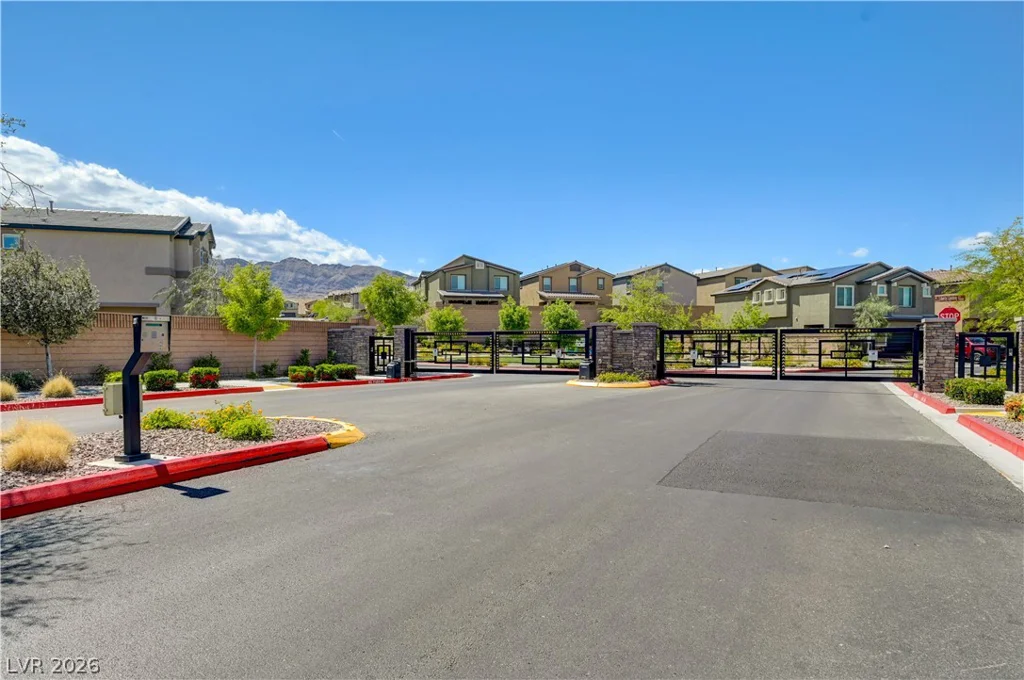 10927 Cambridge Lakes, Las Vegas, NV 89166