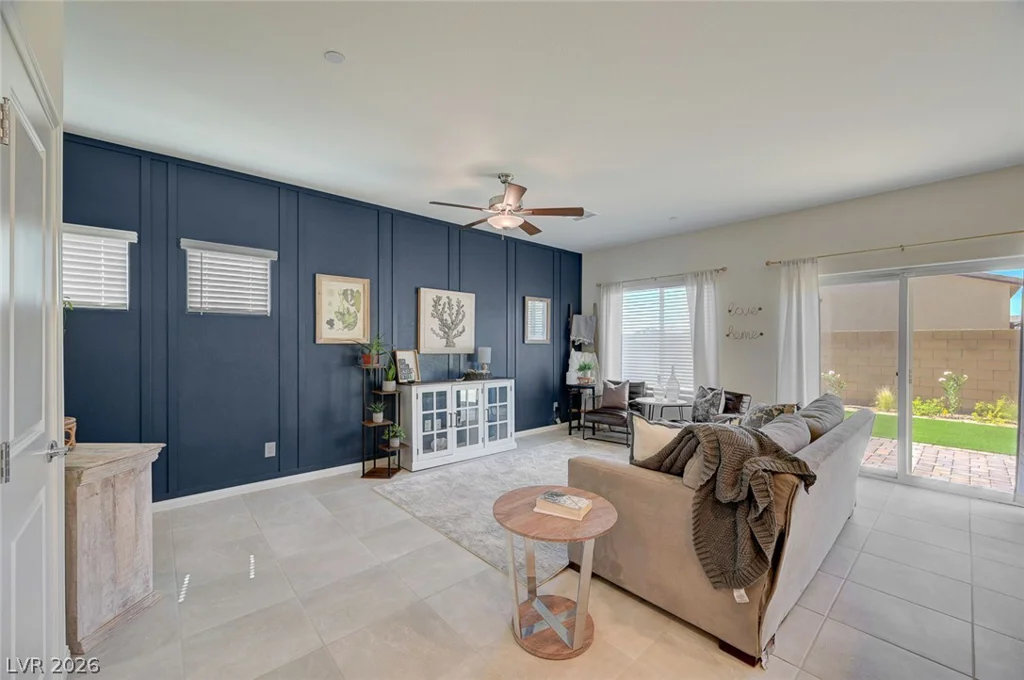 10927 Cambridge Lakes, Las Vegas, NV 89166