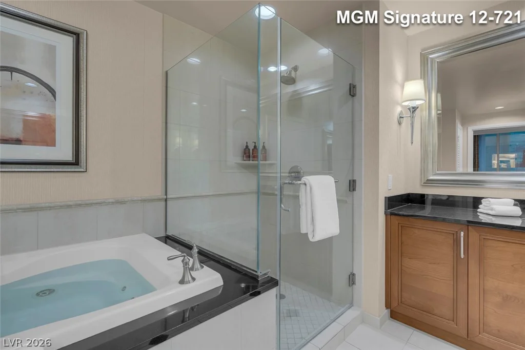 135 Harmon, Las Vegas, NV 89109
