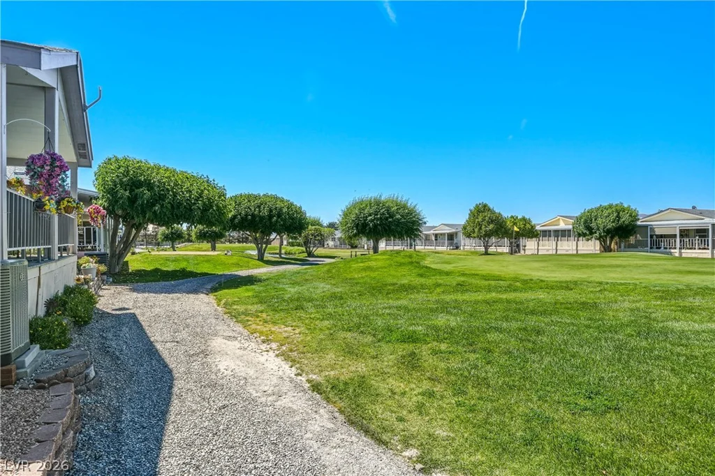 320 Montecito, Pahrump, NV 89048