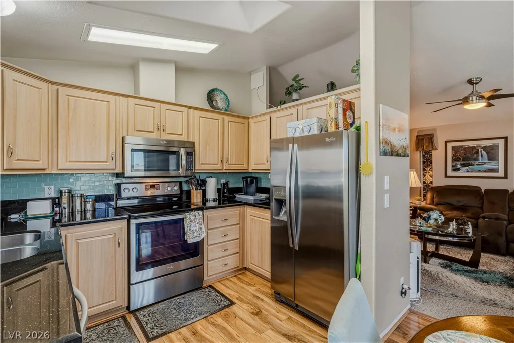 320 Montecito, Pahrump, NV 89048