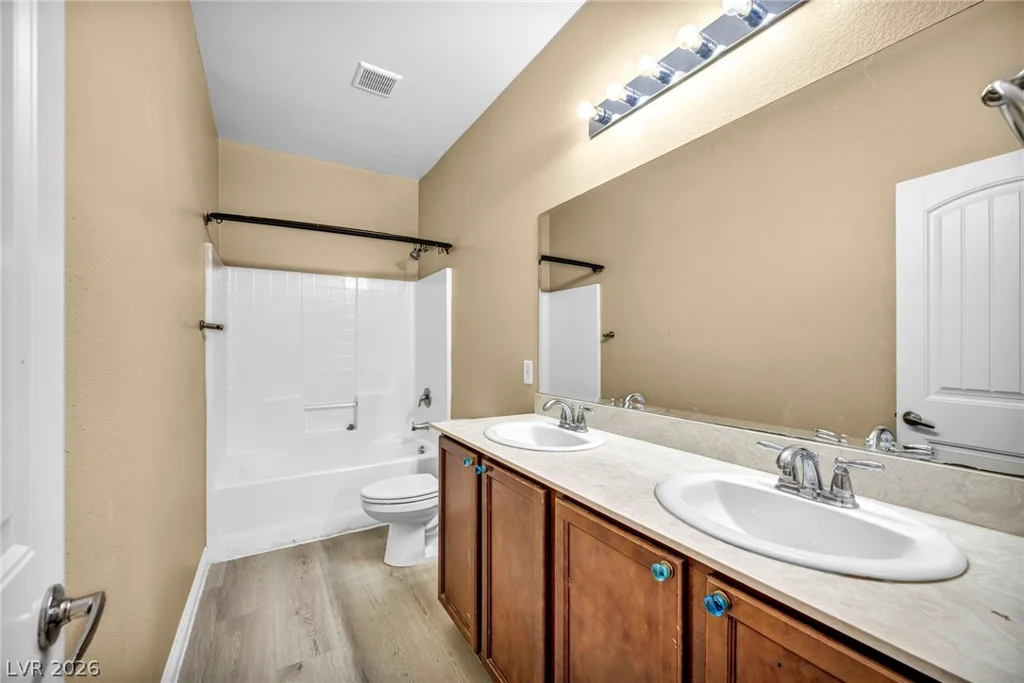 6049 Paddleboat, North Las Vegas, NV 89031