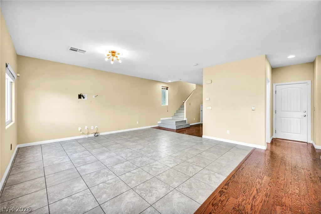 6049 Paddleboat, North Las Vegas, NV 89031