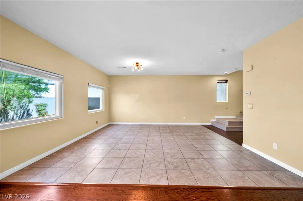 6049 Paddleboat, North Las Vegas, NV 89031