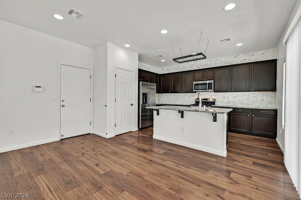 10579 Moss Lake, Las Vegas, NV 89179
