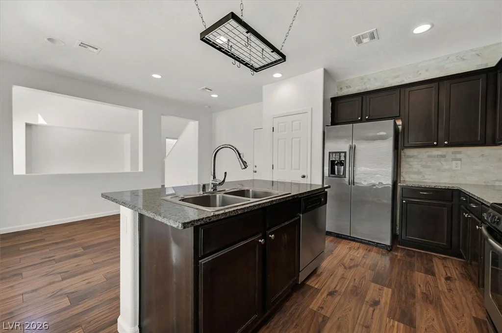 10579 Moss Lake, Las Vegas, NV 89179