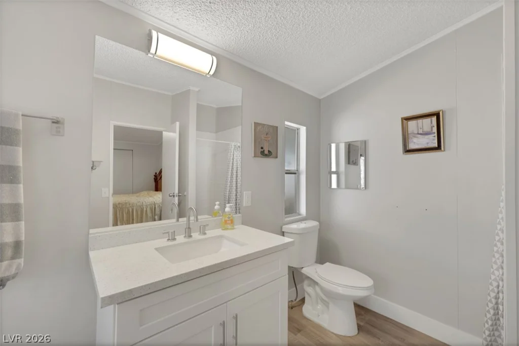 3519 Isle Royale, Las Vegas, NV 89122