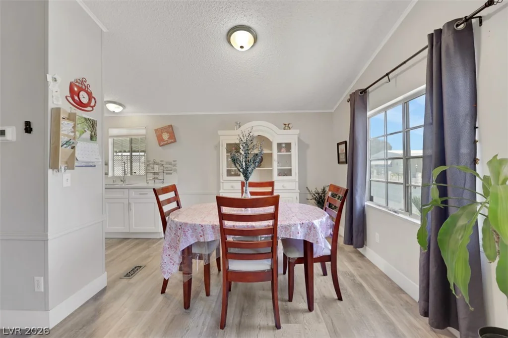3519 Isle Royale, Las Vegas, NV 89122