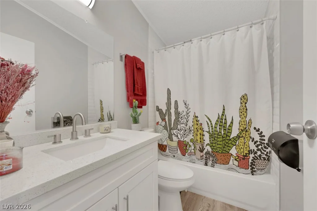 3519 Isle Royale, Las Vegas, NV 89122