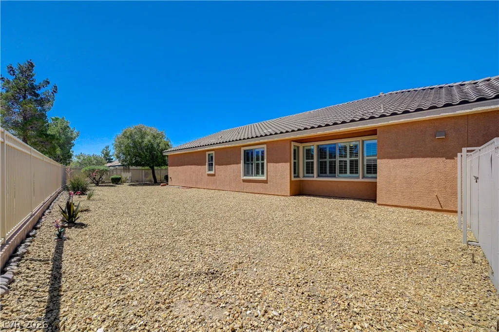 3713 Corte Bella Hills, North Las Vegas, NV 89081