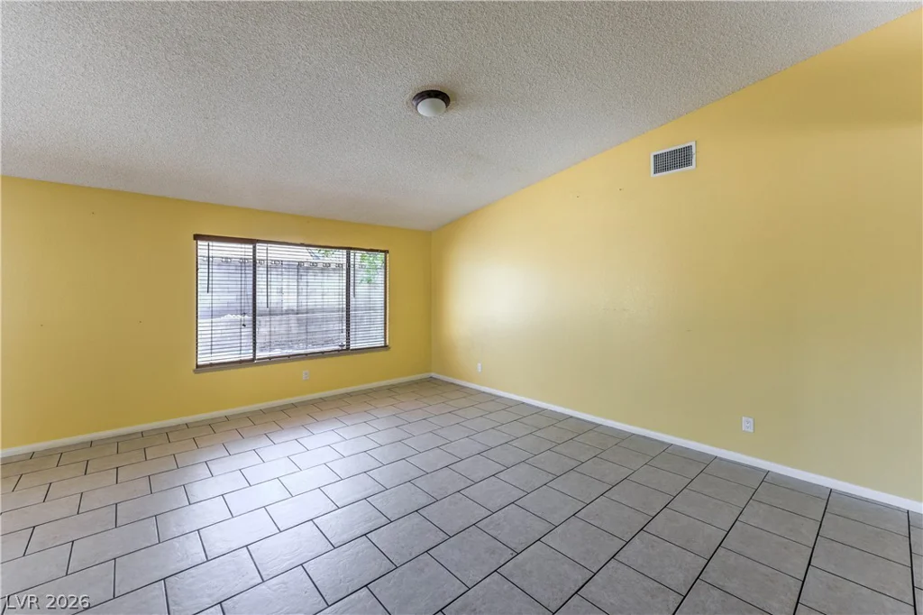 6105 Sadler, Las Vegas, NV 89130