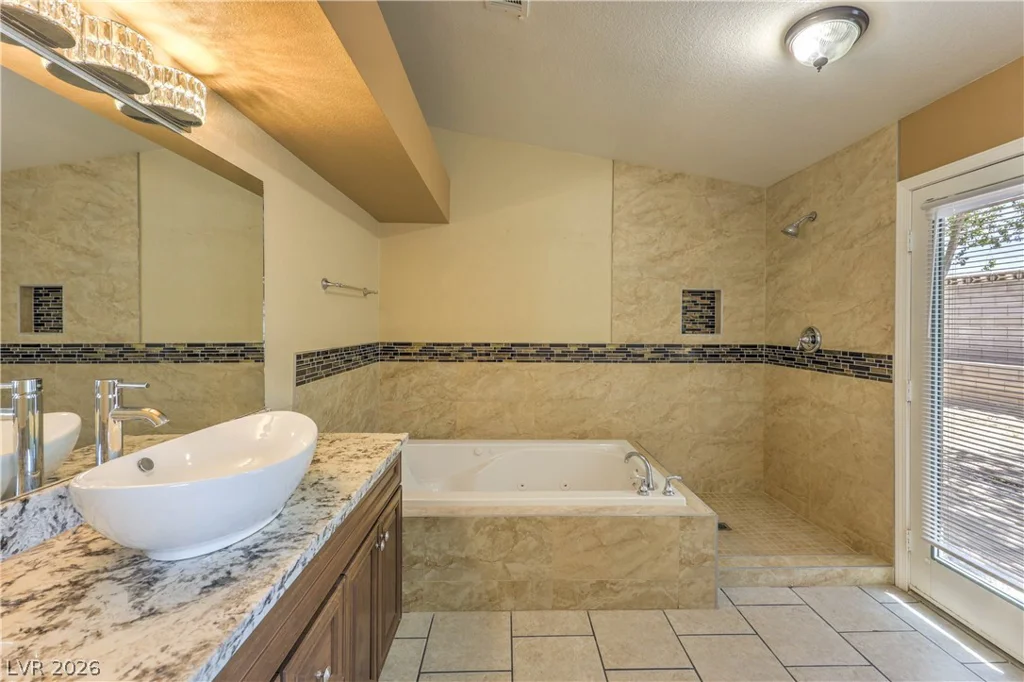 6105 Sadler, Las Vegas, NV 89130